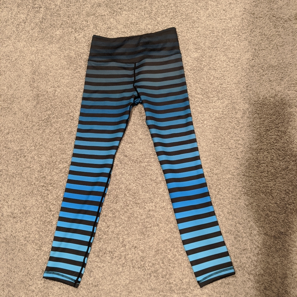 NWOT Zyia Ombre Striped Leggings size 4